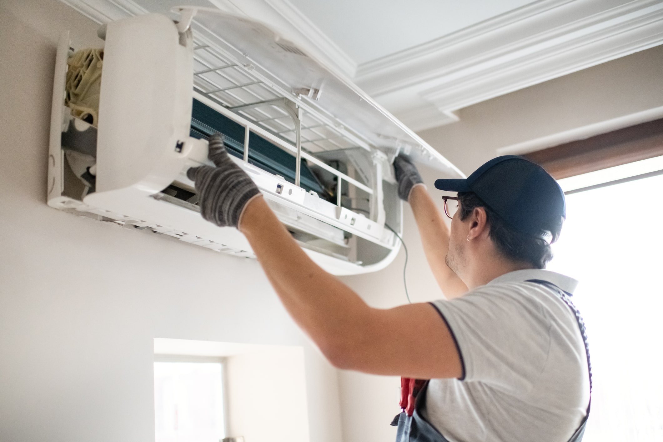 Residential air conditioning service photo